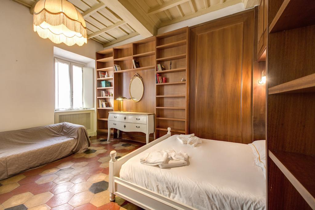 Ground Floor Trastevere Roma Phòng bức ảnh